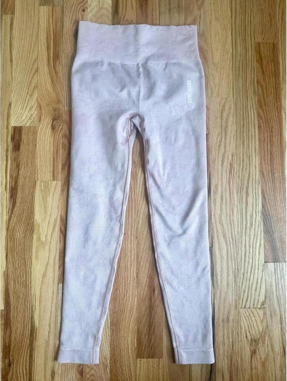 Gymshark light pink camo leggings with textured pattern XXS